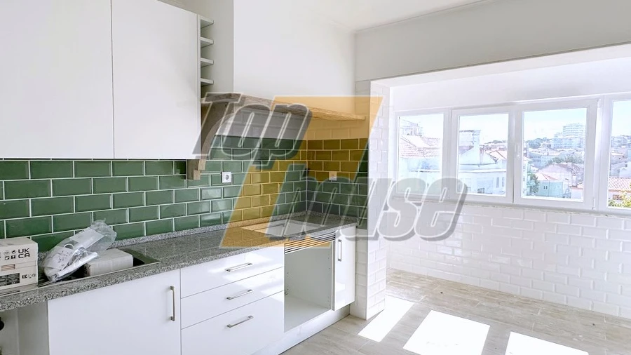 Apartamento T4 para Arrendamento em Almada, Cova da Piedade, Pragal e Cacilhas