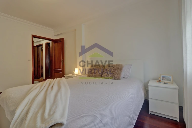 Apartamento T2 para Venda em Reguengo Grande Foto 18