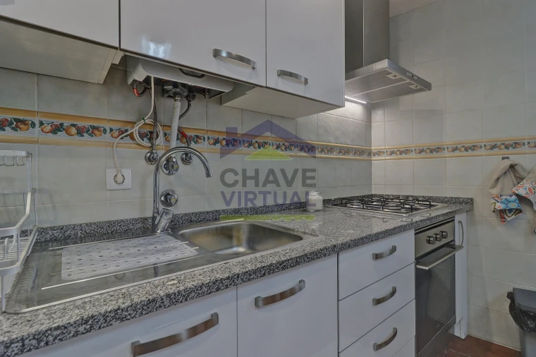 Apartamento T2 para Venda em Reguengo Grande Foto 10
