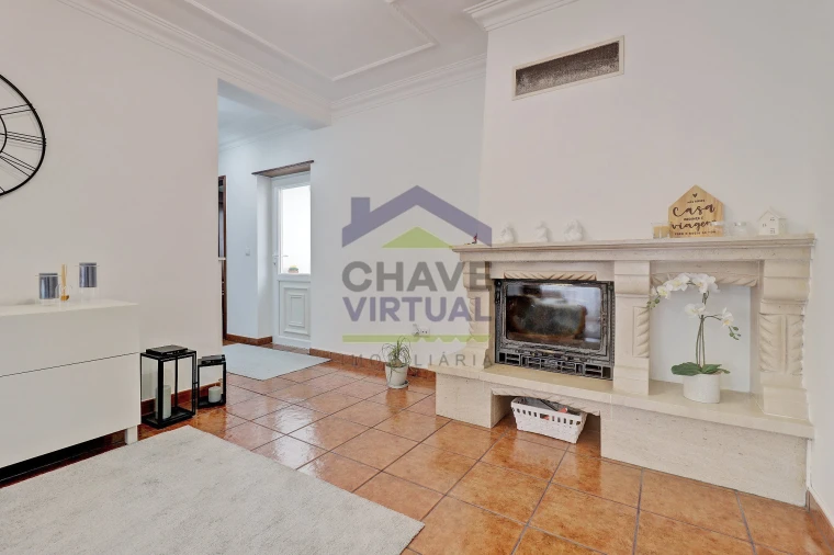 Apartamento T2 para Venda em Reguengo Grande Foto 6