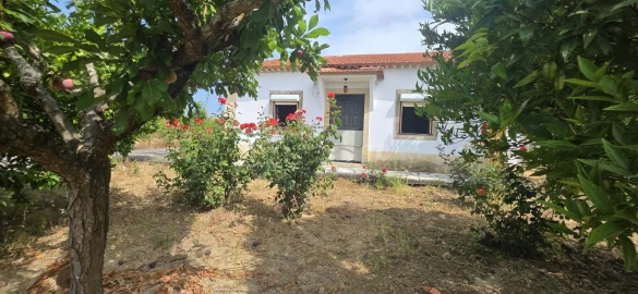 Moradia T3 para Venda em São João Baptista e Santa Maria dos Olivais