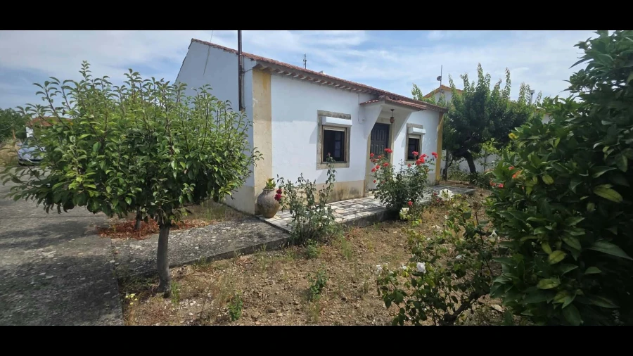 Moradia T3 para Venda em São João Baptista e Santa Maria dos Olivais