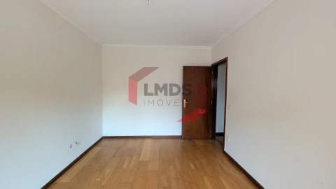 Apartamento T1 para Venda em Gondomar (São Cosme), Valbom e Jovim