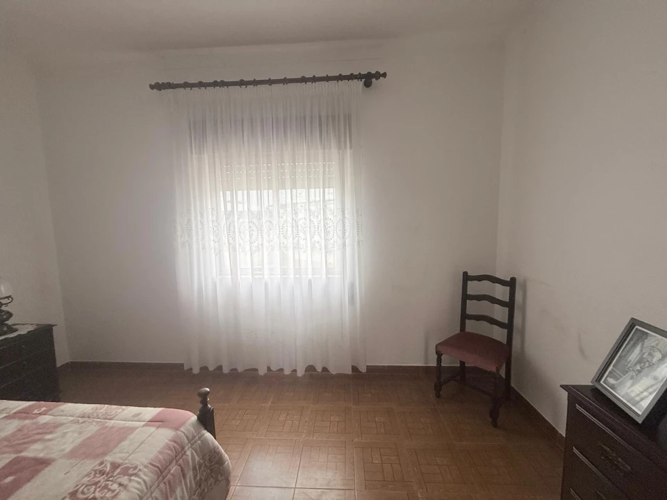 Moradia T3 para Venda em Gambia-Pontes-Alto da Guerra Foto 16