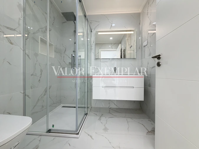 Apartamento T5 para Venda em Montijo e Afonsoeiro Foto 19