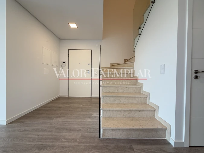 Apartamento T5 para Venda em Montijo e Afonsoeiro Foto 15