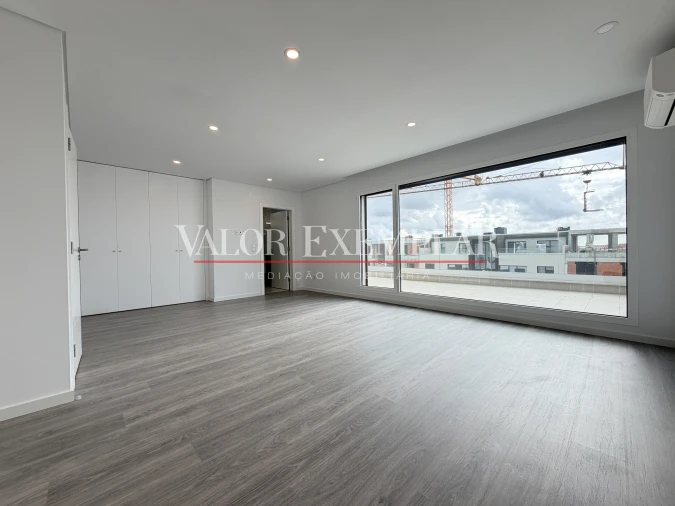 Apartamento T5 para Venda em Montijo e Afonsoeiro Foto 17