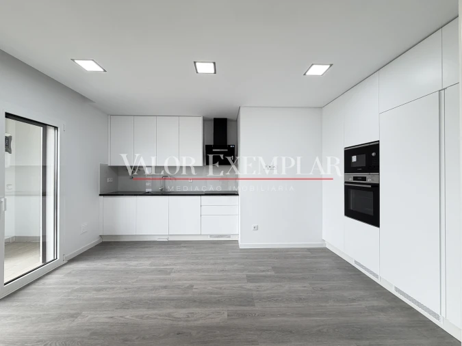 Apartamento T5 para Venda em Montijo e Afonsoeiro Foto 2