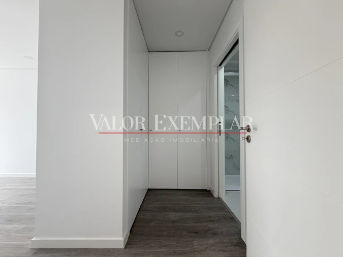 Apartamento T5 para Venda em Montijo e Afonsoeiro Foto 10