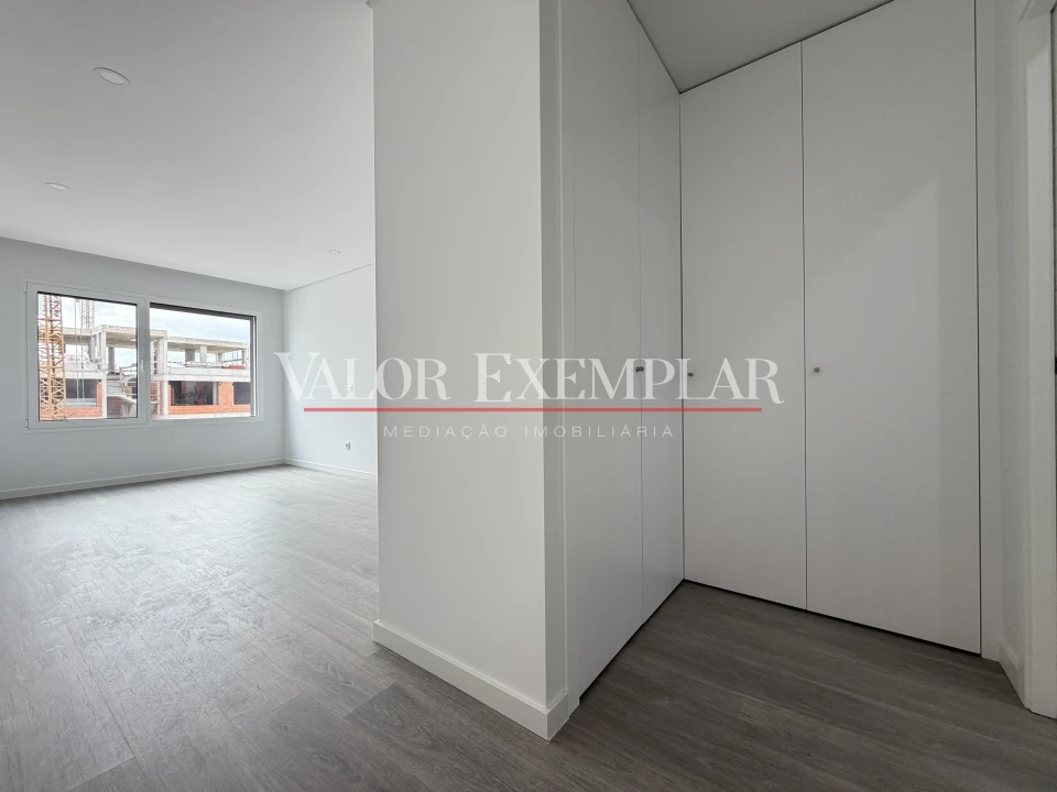 Apartamento T5 para Venda em Montijo e Afonsoeiro Foto 9