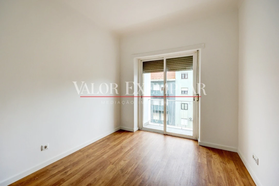 Apartamento T4 para Venda em União das Freguesias de Setúbal Foto 5