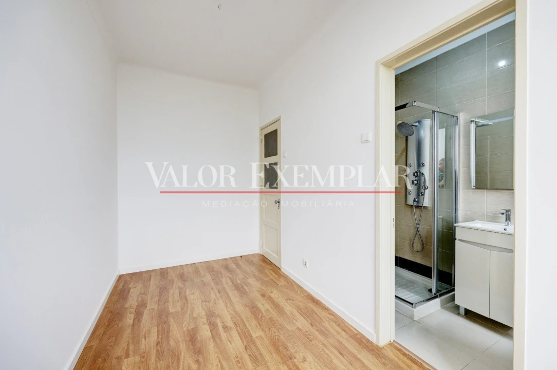 Apartamento T4 para Venda em União das Freguesias de Setúbal Foto 8