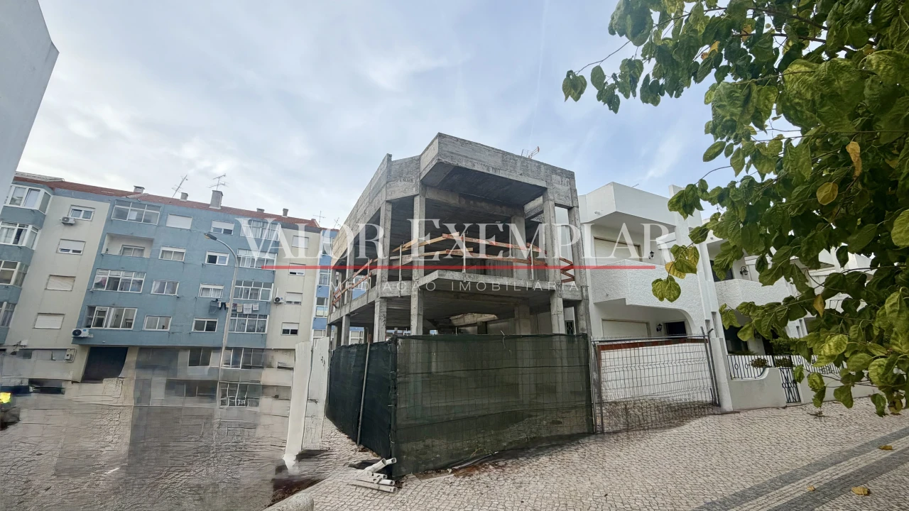 Moradia T3 para Venda em Montijo e Afonsoeiro Foto 1