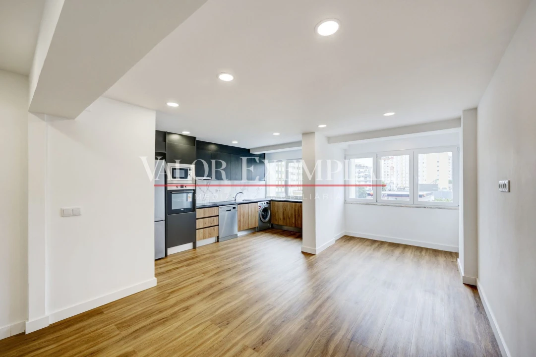 Apartamento T3 para Venda em Setubal (São Sebastião) Foto 3