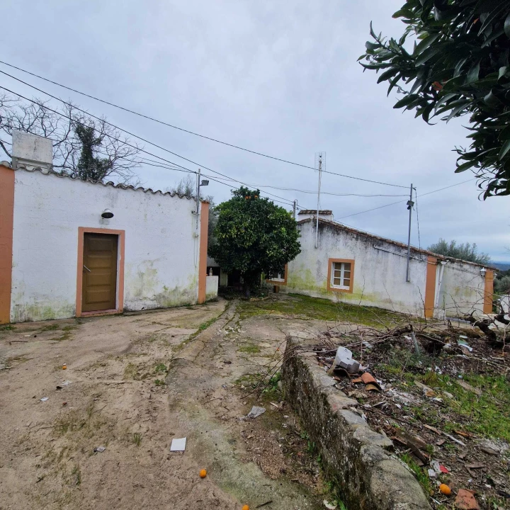 Quinta T2 para Venda em Urra Foto 8