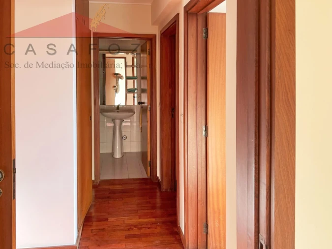 Apartamento T3 para Arrendamento em Ramalde Foto 29