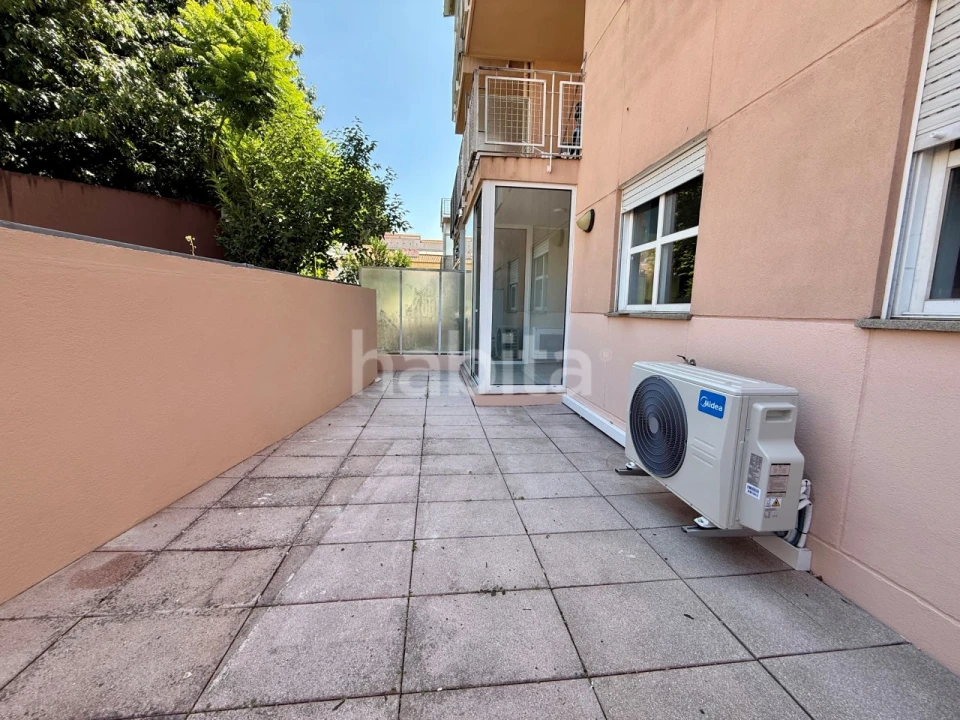 Apartamento T1 para Arrendamento em Paranhos Foto 7