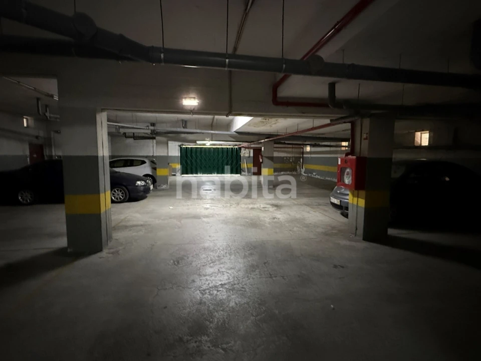 Apartamento T1 para Arrendamento em Paranhos Foto 19