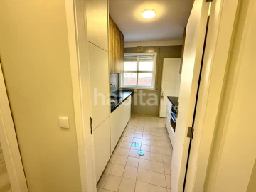 Apartamento T1 para Arrendamento em Paranhos