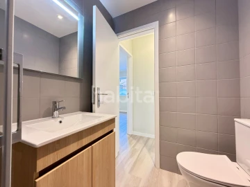 Apartamento T1 para Arrendamento em Paranhos
