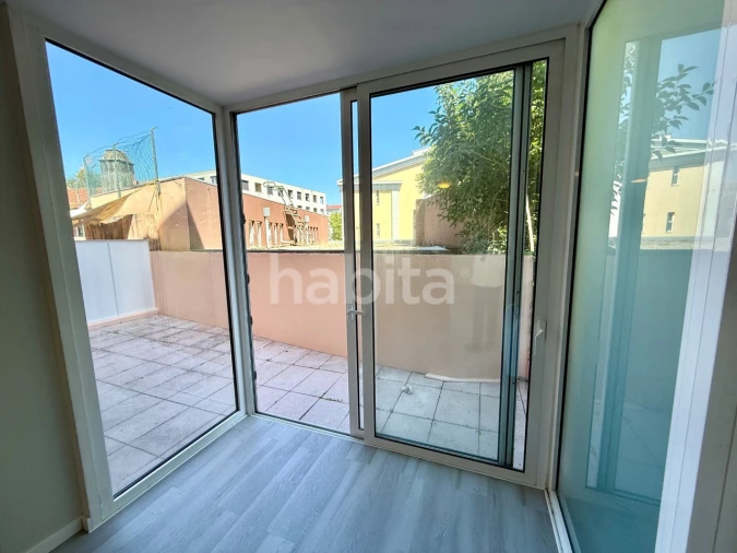 Apartamento T1 para Arrendamento em Paranhos Foto 4