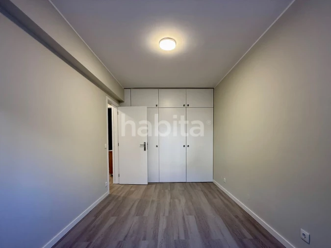 Apartamento T1 para Arrendamento em Paranhos Foto 12