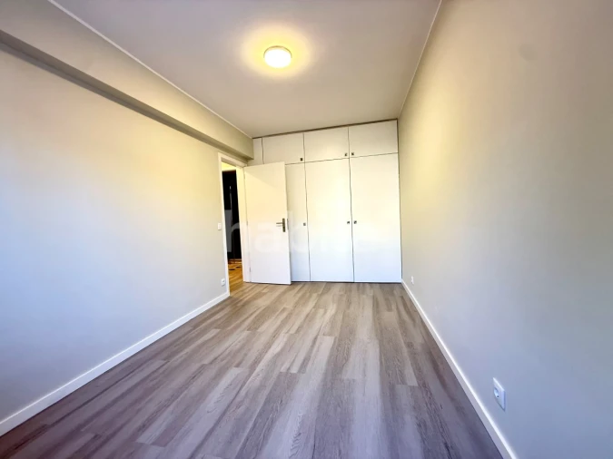 Apartamento T1 para Arrendamento em Paranhos Foto 6