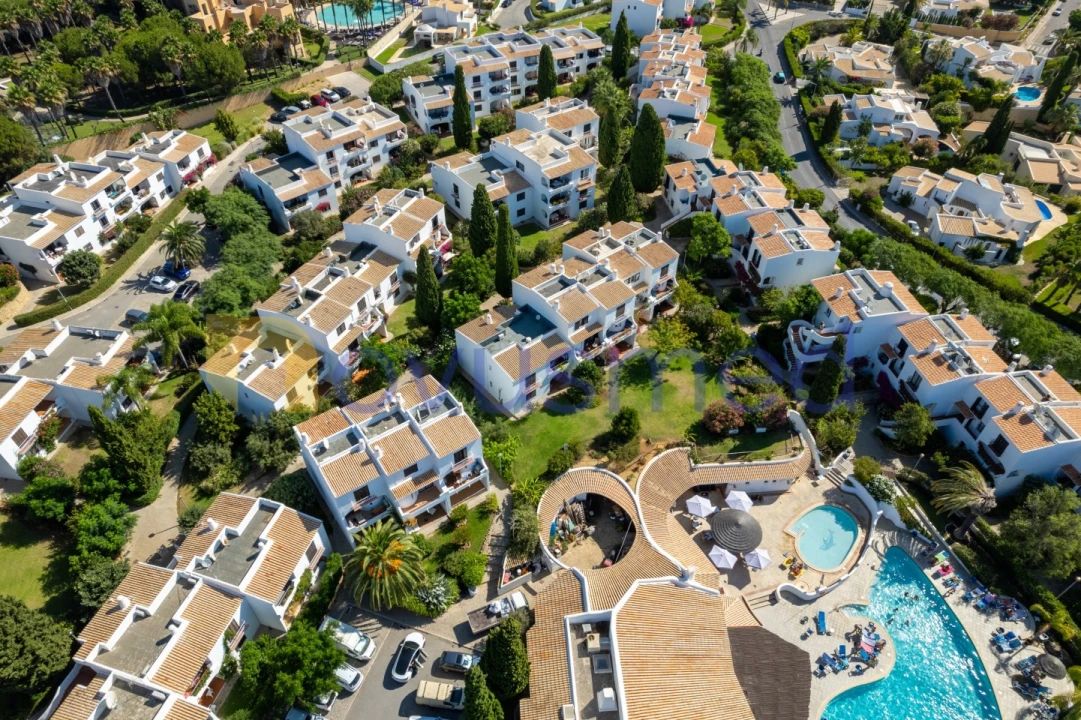 Apartamento T2 para Venda em Albufeira e Olhos de Água Foto 3