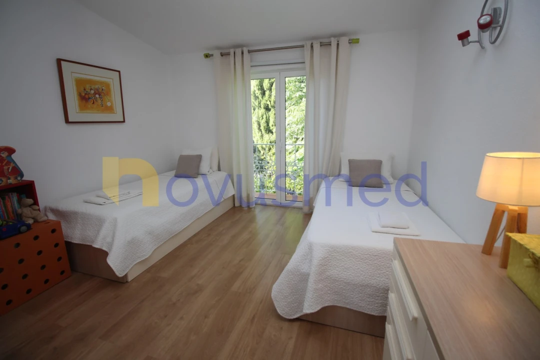 Apartamento T2 para Venda em Albufeira e Olhos de Água Foto 16