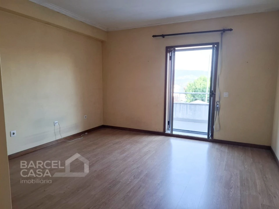 Apartamento T2 para Venda em Galegos (Santa Maria) Foto 12