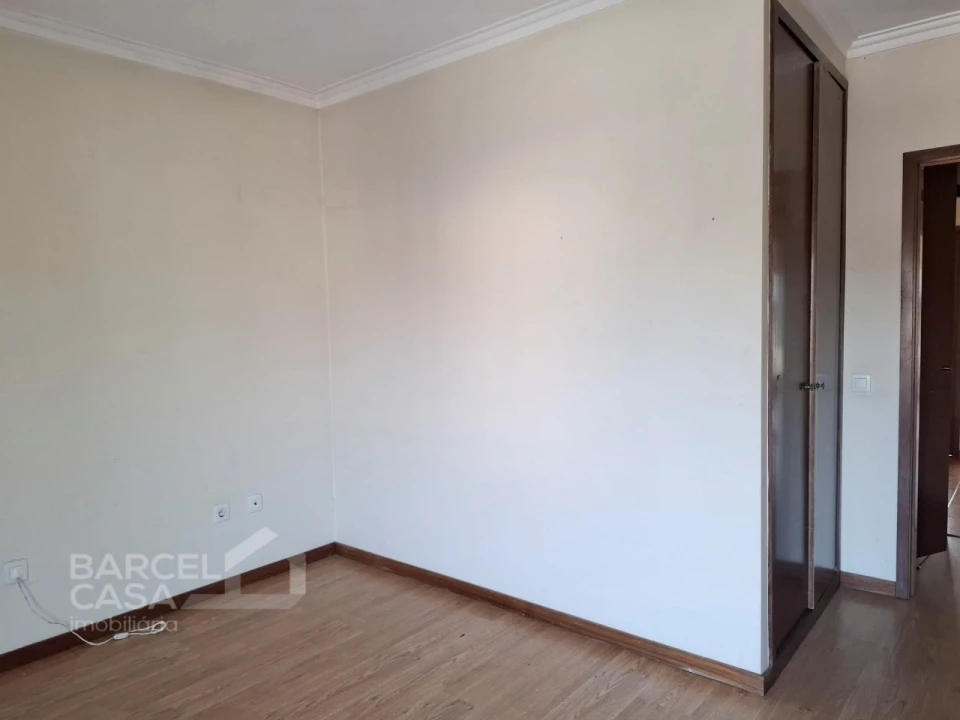 Apartamento T2 para Venda em Galegos (Santa Maria) Foto 15