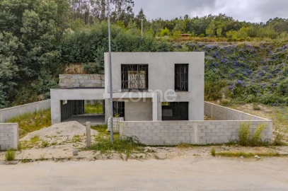 Terreno para Venda em Este (São Pedro e São Mamede)