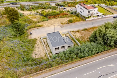 Terreno para Venda em Este (São Pedro e São Mamede)