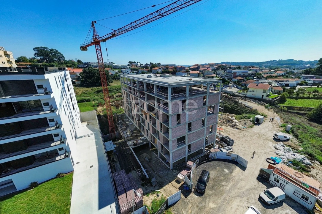 Apartamento T2 para Venda em Antas e Abade de Vermoim Foto 5