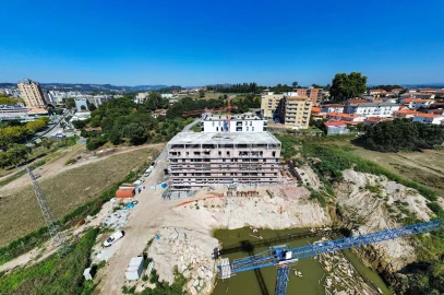 Apartamento T2 para Venda em Antas e Abade de Vermoim