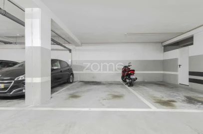 Apartamento T3 para Arrendamento em Custóias, Leça do Balio e Guifões