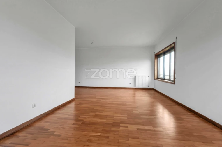 Apartamento T3 para Arrendamento em Custóias, Leça do Balio e Guifões Foto 6