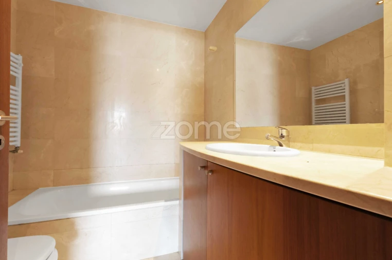 Apartamento T3 para Arrendamento em Custóias, Leça do Balio e Guifões Foto 15
