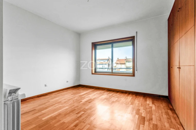 Apartamento T3 para Arrendamento em Custóias, Leça do Balio e Guifões Foto 16