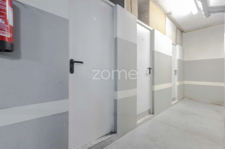 Apartamento T3 para Arrendamento em Custóias, Leça do Balio e Guifões Foto 22