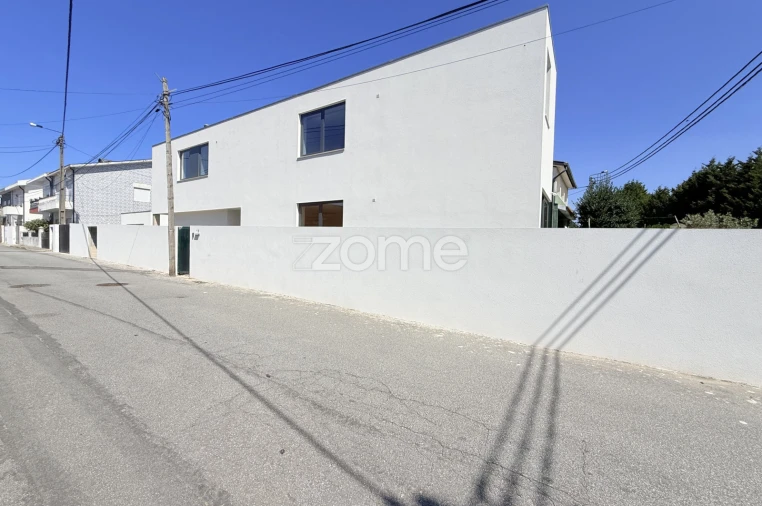Moradia T3 para Venda em Perafita, Lavra e Santa Cruz do Bispo Foto 3