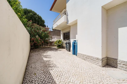 Moradia T5 para Venda em Cascais e Estoril