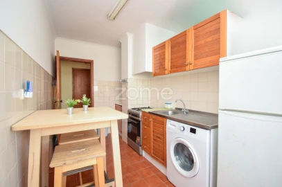 Apartamento T2 para Venda em São Domingos de Rana