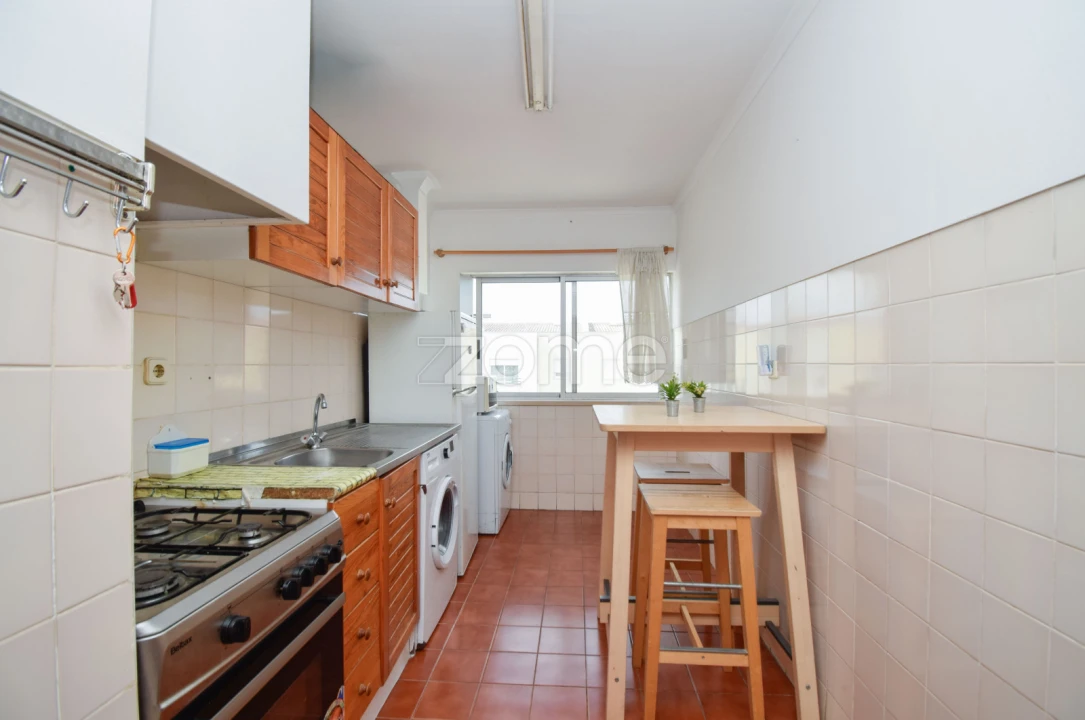 Apartamento T2 para Venda em São Domingos de Rana Foto 10