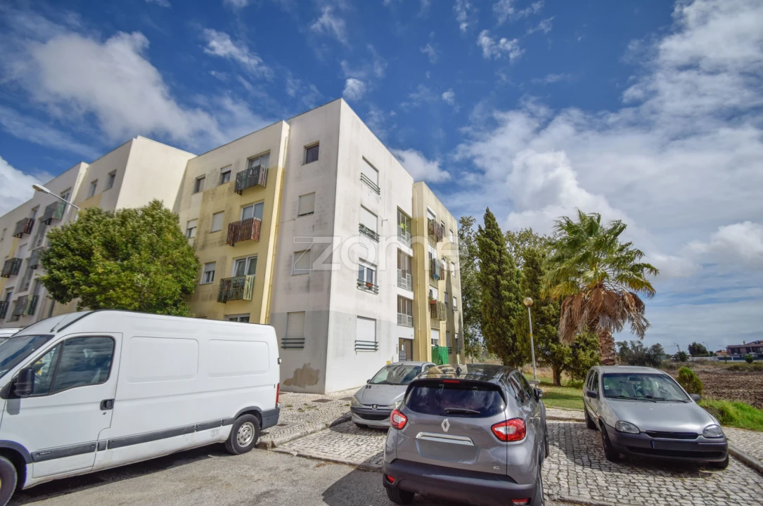 Apartamento T2 para Venda em São Domingos de Rana Foto 21