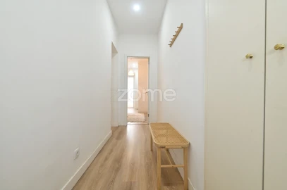 Apartamento T2 para Venda em Avenidas Novas