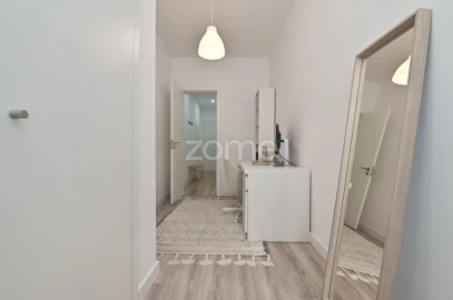 Apartamento T2 para Venda em Avenidas Novas