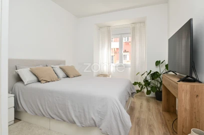 Apartamento T2 para Venda em Avenidas Novas