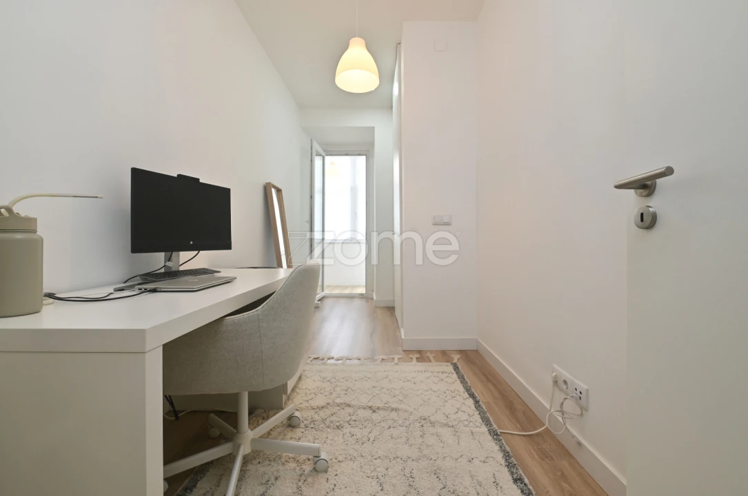 Apartamento T2 para Venda em Avenidas Novas Foto 7