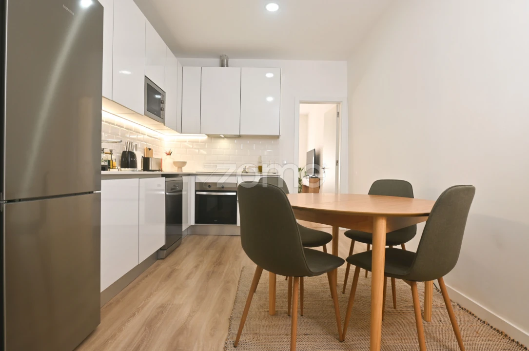 Apartamento T2 para Venda em Avenidas Novas Foto 16